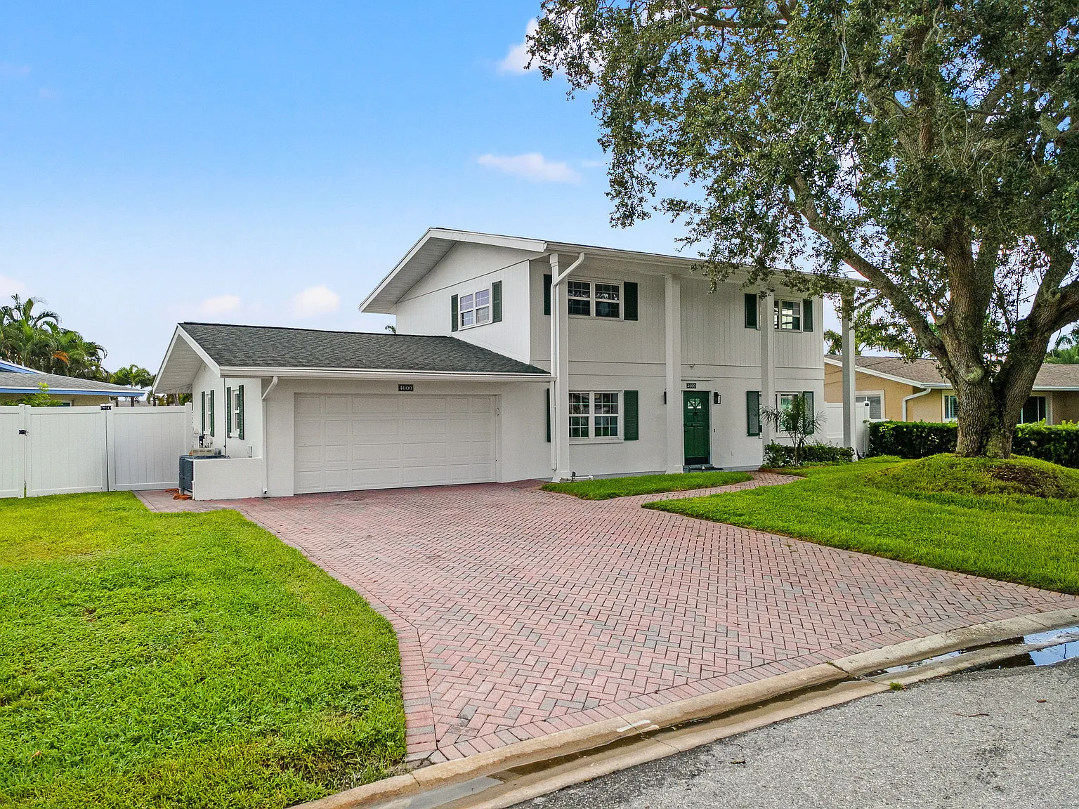 3 bed, 2716 sqft, $5,500 — Photo 4