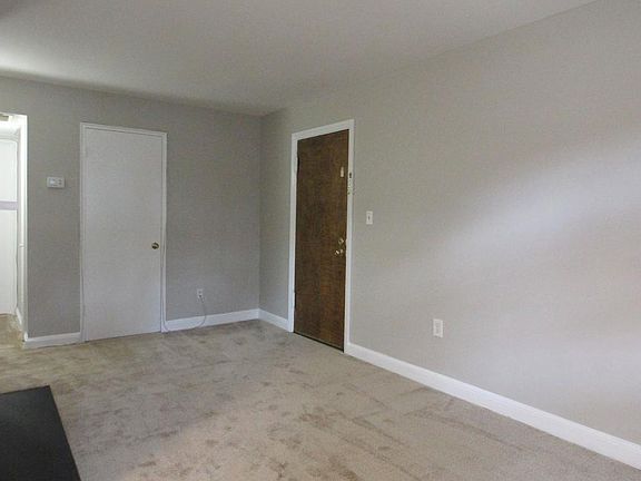 5th image of 2021 21st St N APT 21