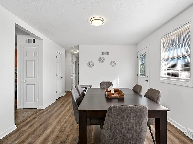 3734 Carol Park Rd — Photo 9