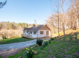 1010 S Skeenah Rd, Franklin, NC 28734