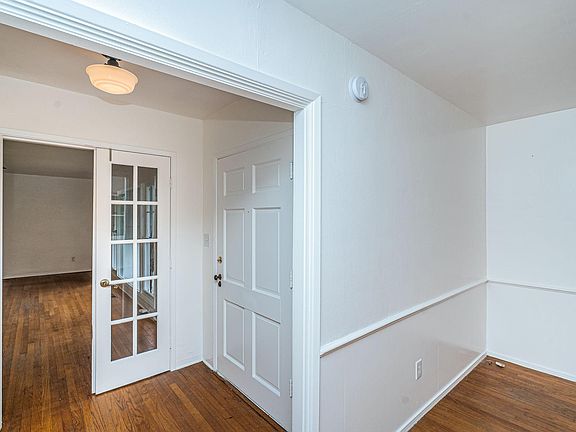 5th image of 5840 La Jolla Hermosa Ave