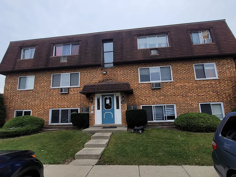 1225 E Woodbury Ln #1B — Photo 1