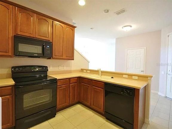 5th image of 1466 Shallcross Ave #3