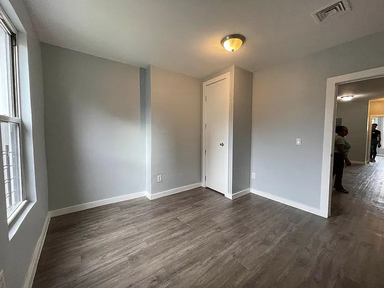 717 Prospect Ave #3 — Photo 5