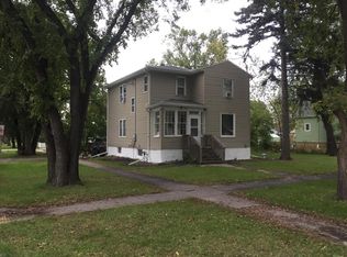1375 10th Ave N, Fargo, ND 58102