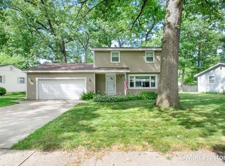 969 Slobey St SE, Kentwood, MI 49508