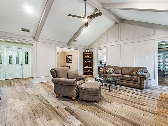 4th image of 1713 Brazos Trl