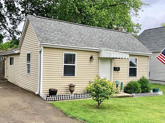 2nd image of 2605 Holman St