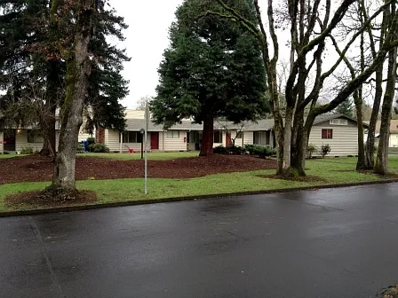 7 Oaks — Photo 44