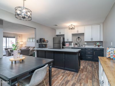 815 Duke Dr APT 433, Grand Forks, ND, 58201