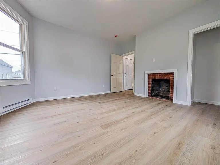 99 Walnut St #1B — Photo 8