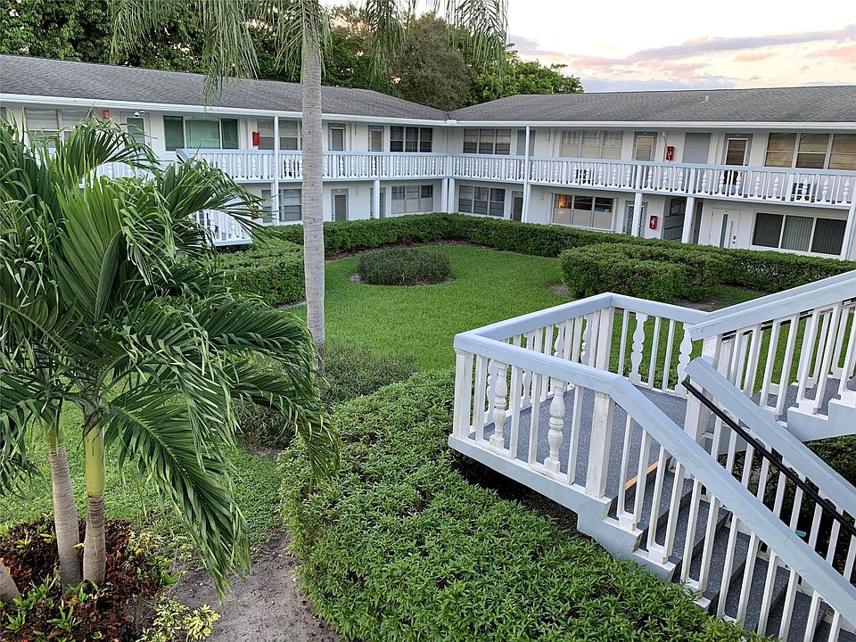 1st image of 208 Newport L #208