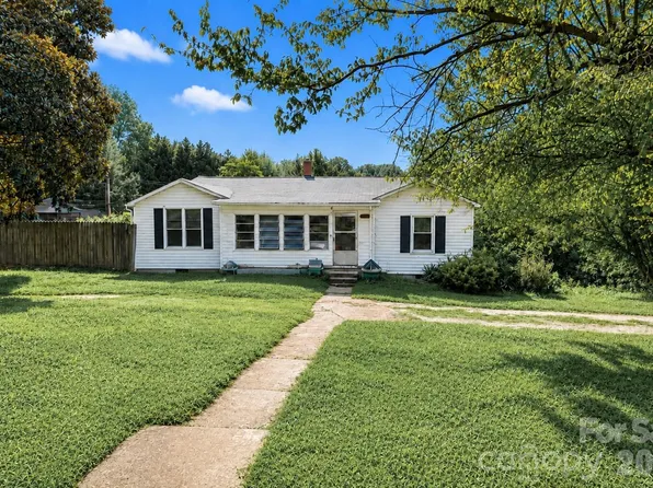 141 Pine State Rd, Troutman, NC 28166