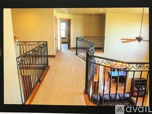 4th image of 15405 S Grandview Ln