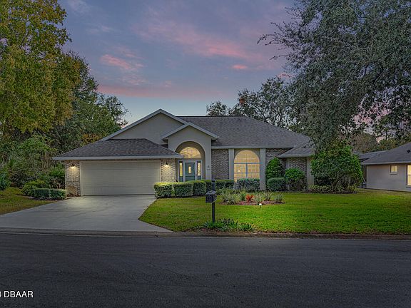 2nd image of 15 Deerskin Ln