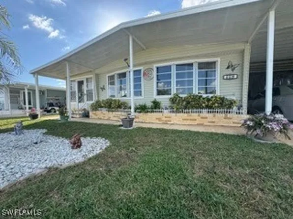 559 Peace Lake Ct, North Fort Myers, FL 33917