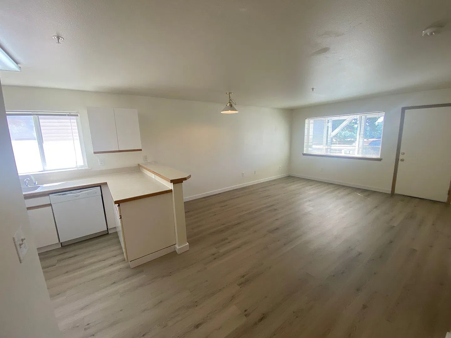 Harrison Heights — Photo 1