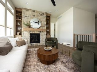 565 NW Mosaic Ave, Waukee, IA 50263