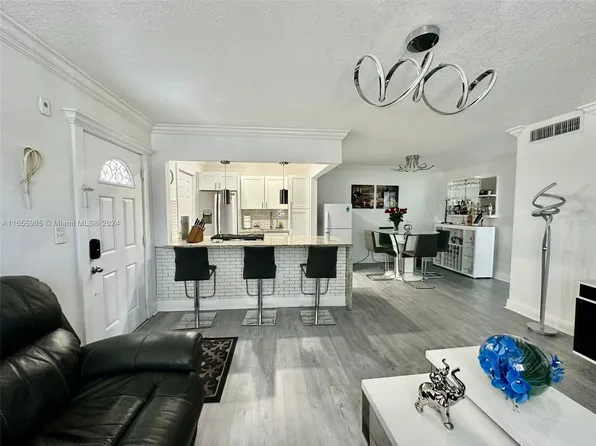 101 NW 204th St APT 18X, Miami Gardens, FL 33169