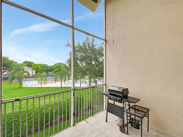 16339 Malibu Dr #22 — Photo 16