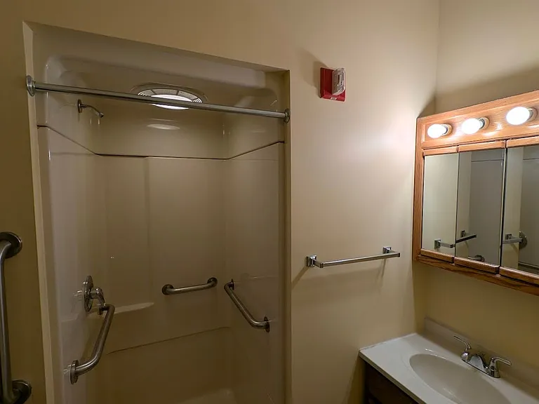 320 E Lincoln Ave — Photo 26