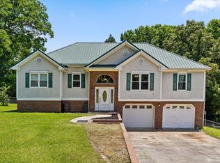 113 Jones Ln, Chickamauga, GA 30707