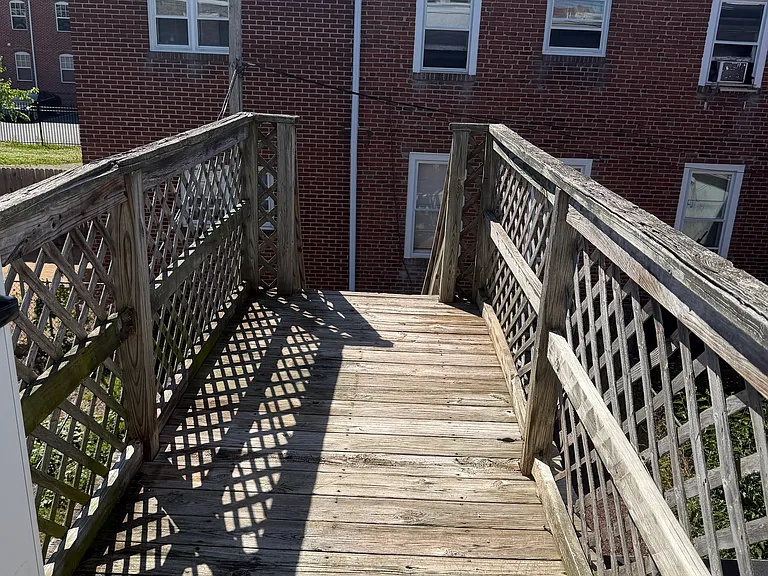 833 N Union St #B — Photo 11