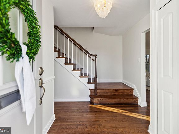 5th image of 4774 Williamsburg Blvd