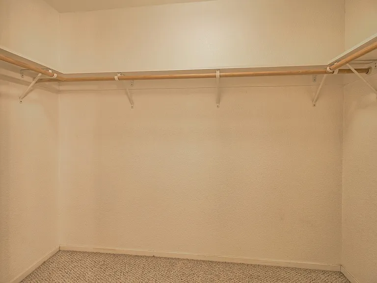 400 N 1st St #112 — Photo 18