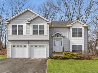 14 Evelyn St, Watertown, CT 06779