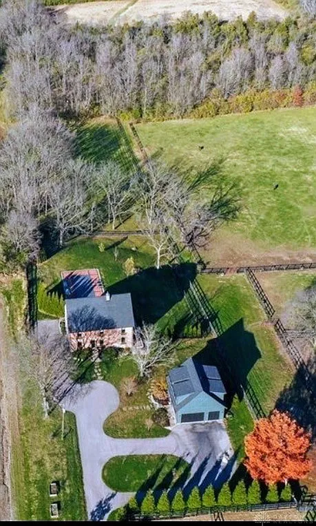 2566 E Lower Springboro Rd photo 1