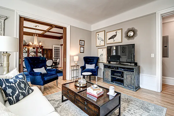 Rented by Douglas Elliman | media 36