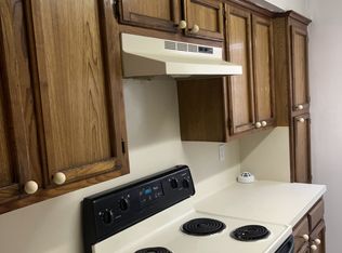 820 Meadow Glen Ave APT C, Zachary, LA 70791