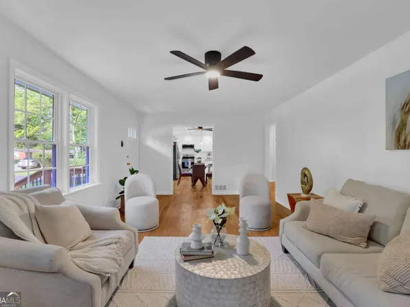 2483 Crockett Dr SE, Marietta, GA 30067