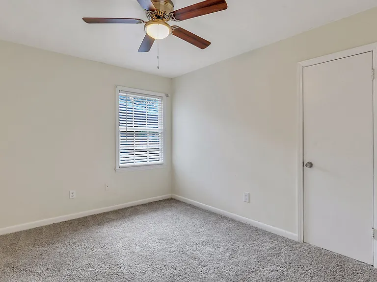 12473 Northwood Rd — Photo 23