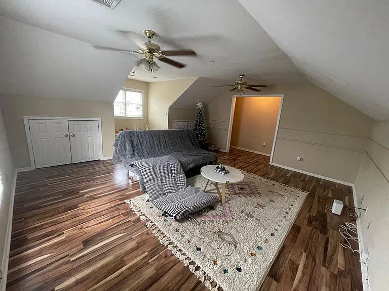 Bonus Room
