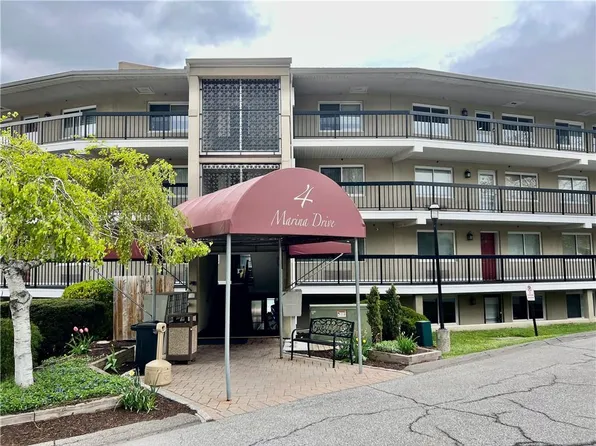 4 Marina Drive #E3, Mahopac, NY 10541