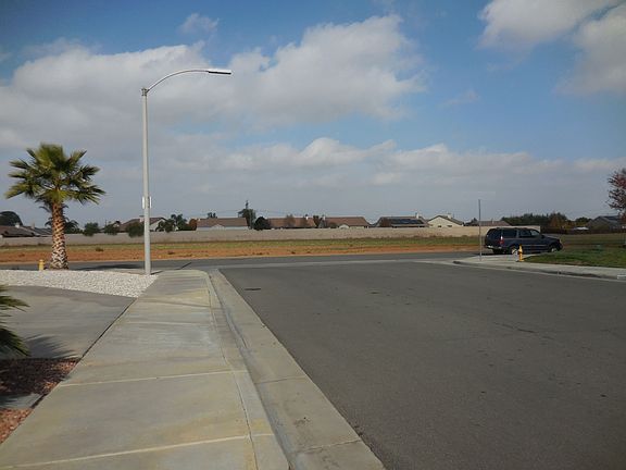 5th image of 26762 Wilkes Dr