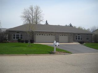 3522-3524 Coventry Dr, Janesville, WI 53546