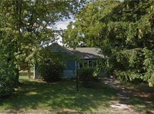 41 Poplar St, Central Islip, NY 11722