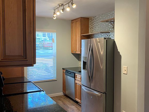 2nd image of 214 Kristin Ct