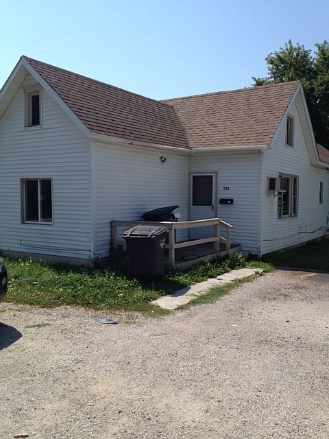 1st image of 522 Plum St