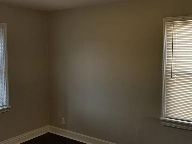 2418 Lindbergh Dr — Photo 4