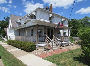 209 N 1st St, Knoxville, IA 50138