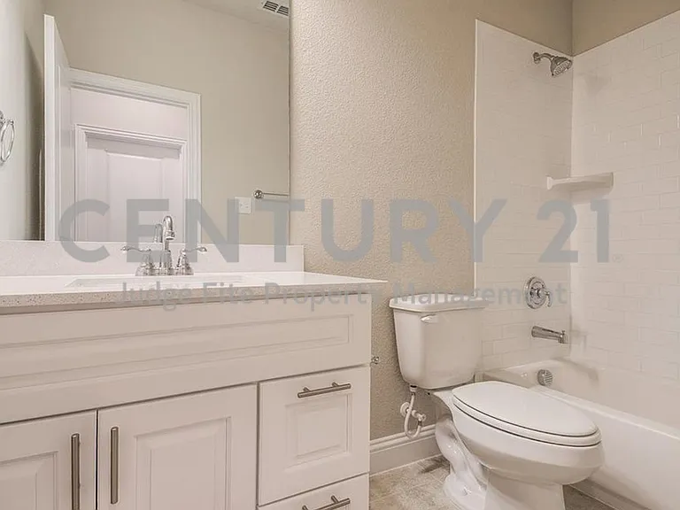 4720 Piedras Lanzar Dr — Photo 17