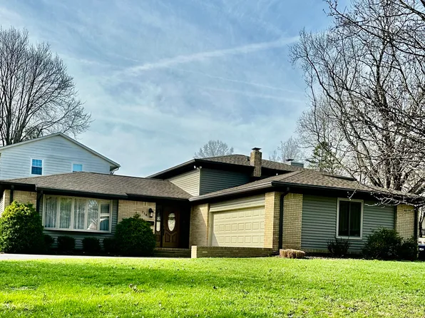 718 Highwood Ave, Greencastle, IN 46135