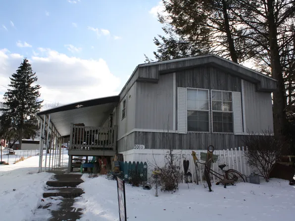 701 1/2 Daisy St, Clearfield, PA 16830