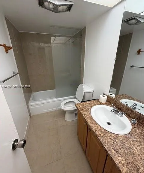 319 NE 14th Ave #607 — Photo 15
