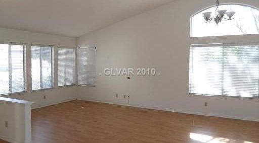 3rd image of 5120 Costabella Ln