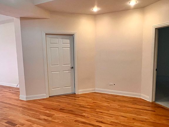 2nd image of 2801 W Ardmore Ave APT 3C